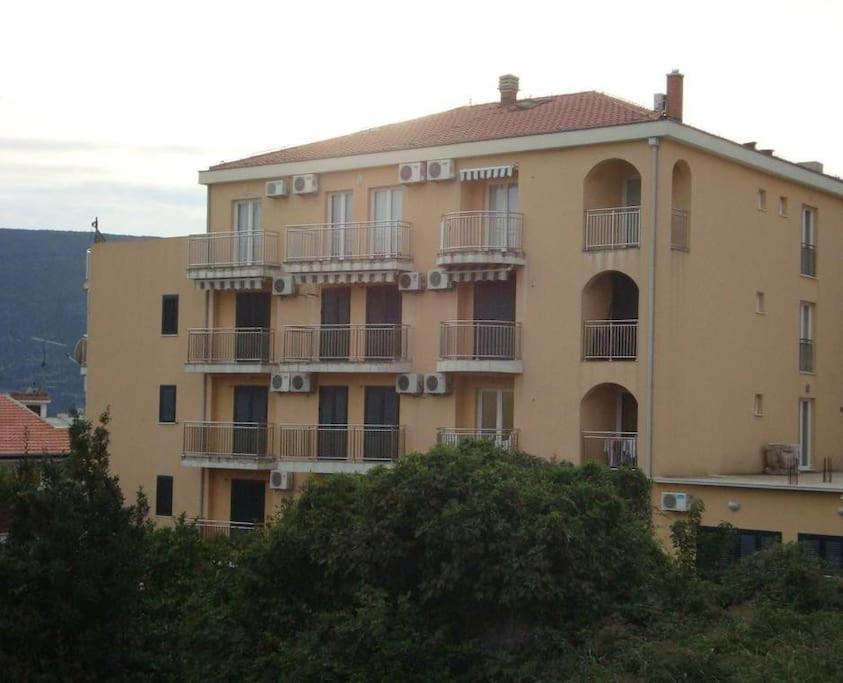 Apartments Lux Milano, Savina,Herceg-Novi Херцег-Нови Экстерьер фото