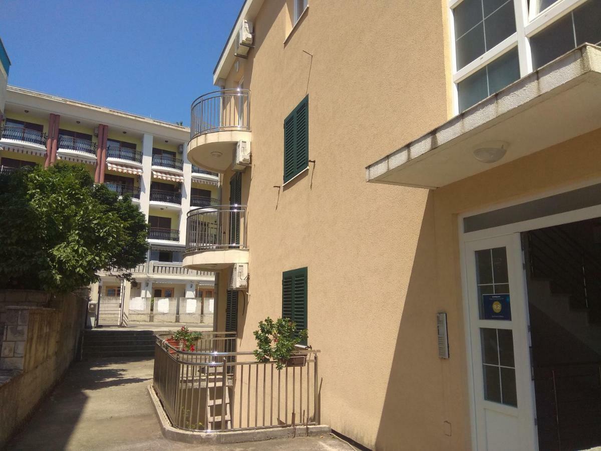 Apartments Lux Milano, Savina,Herceg-Novi Херцег-Нови Экстерьер фото